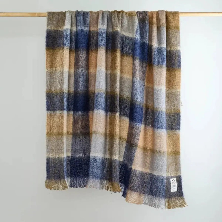 Avoca Handweavers Avoca M50 Land Mohair Throw Online